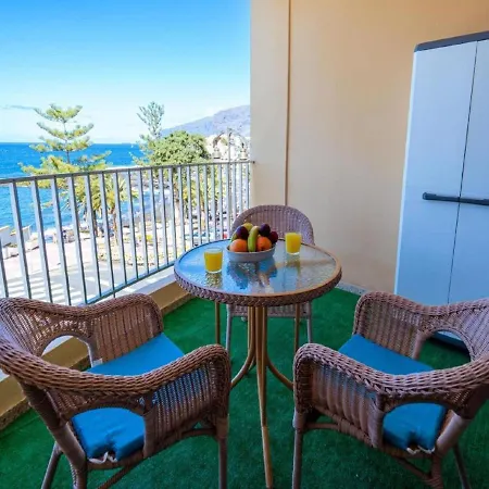 Appealing In Puerto De Santiago Near The Sea Apartamento